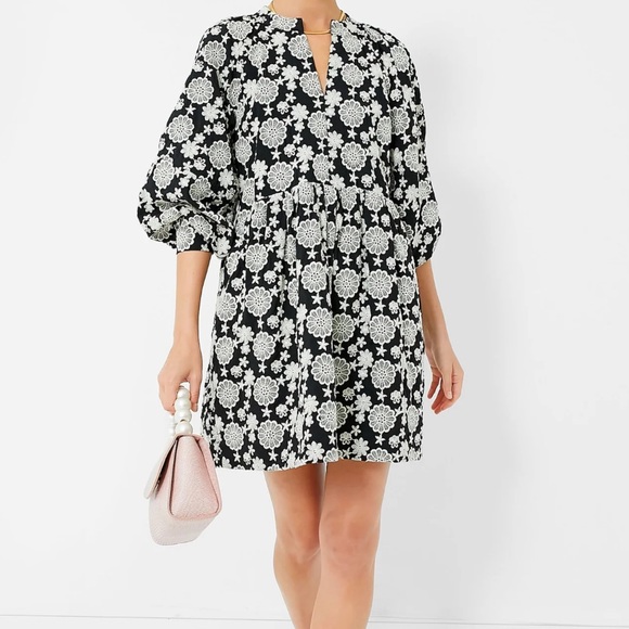 Black & Ivory Eyelet Kathleen Long Sleeve Dress - Picture 3 of 10